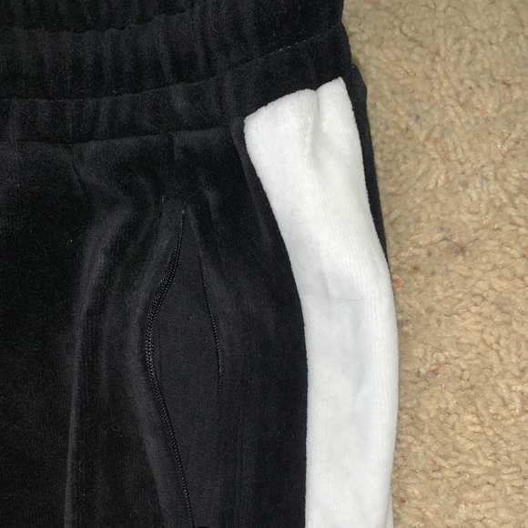 Forever 21 sweatpants - Picture 3 of 5